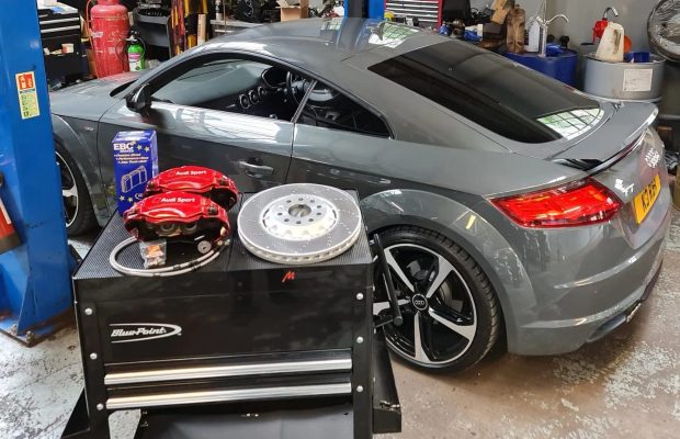 Audi TTS 8S 4Pot Brake kit Upgrade ClubSport brake discs